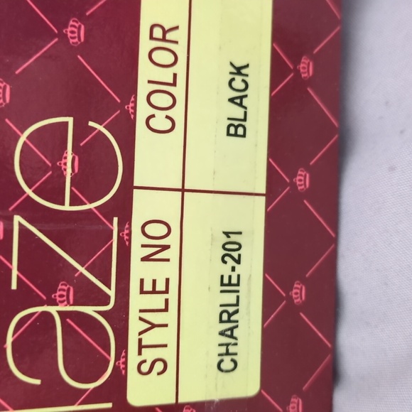 Glaze Heels size 6 color black - Picture 5 of 6